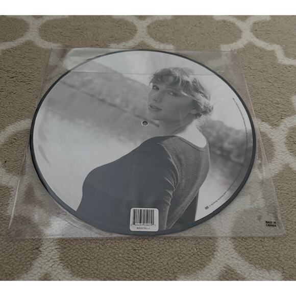 Taylor Swift Cardigan Single 12" Picture Disc LP Limited Edition Vinyl- Rare - Picture 2 of 3